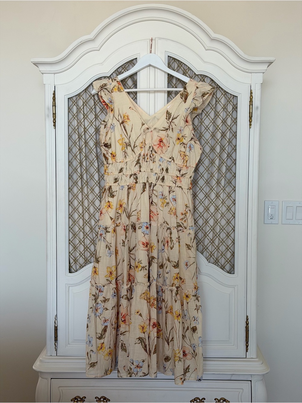 LC Lauren Conrad Cream Floral Tiered Midi Dress